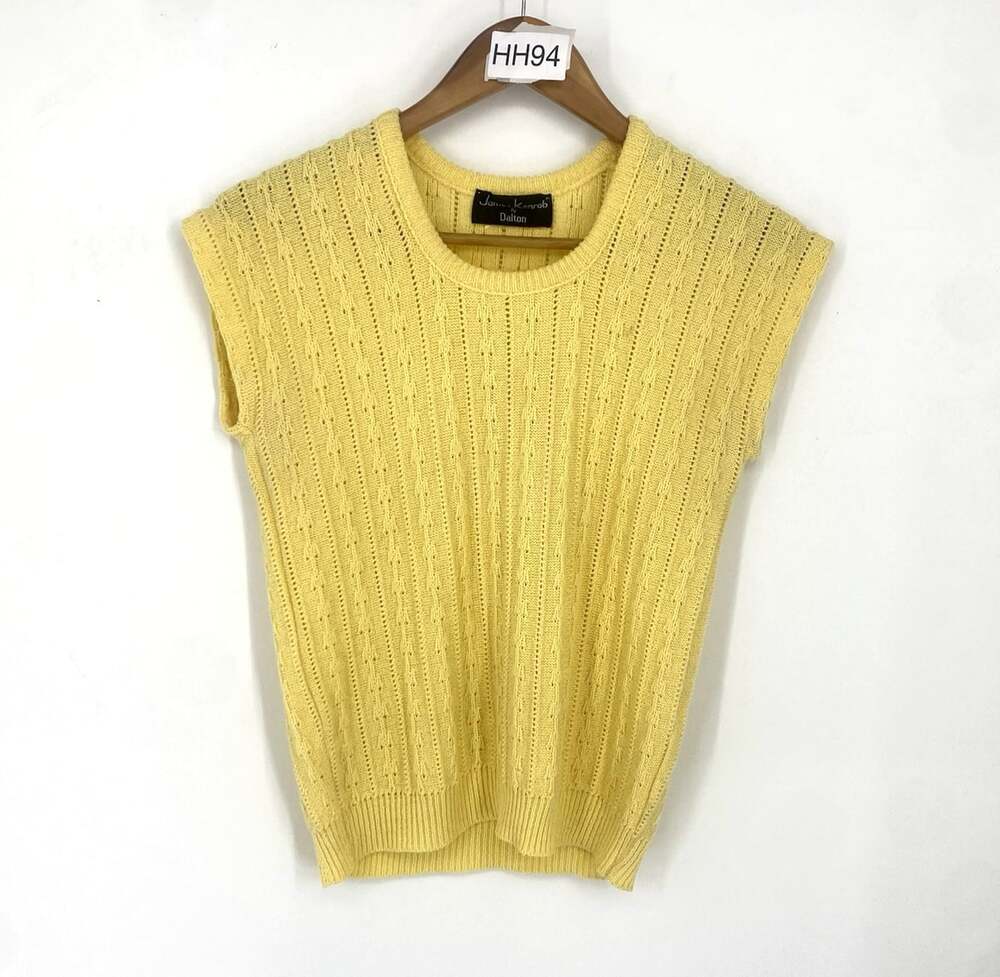 Vintage James Kenrob Dalton Butter Yellow Sweater Vest Medium Preppy Fall Knit